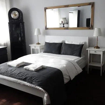 Number 5050 Guest house Poznan